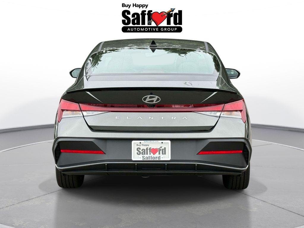 New 2026 Amazon Gray Hyundai SEL Sport image 6
