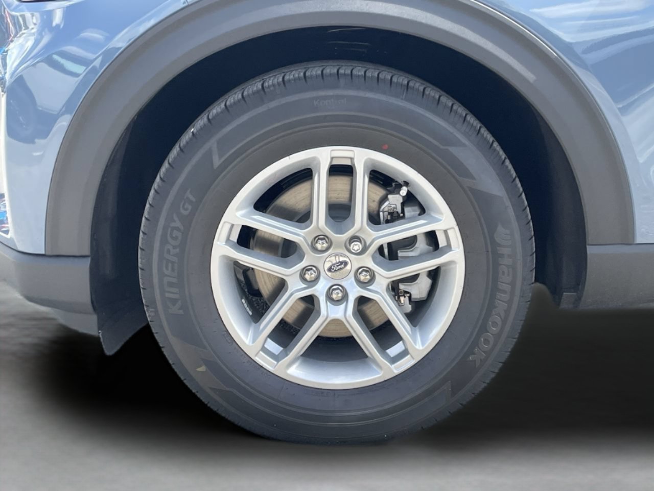 New 2026 Vapor Blue Metallic Ford Active image 32