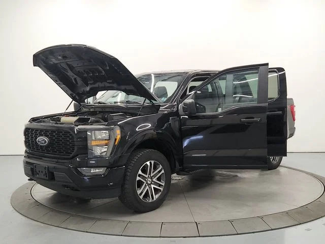 Used 2023 Black Ford XL image 11