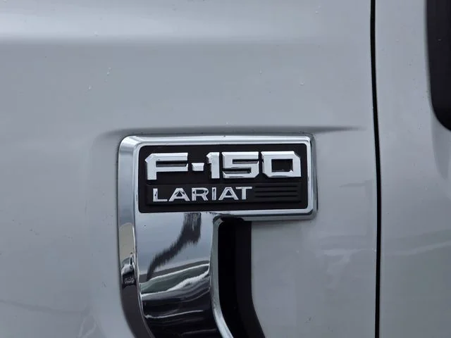 Certified Used 2024 Oxford White Ford Lariat image 31