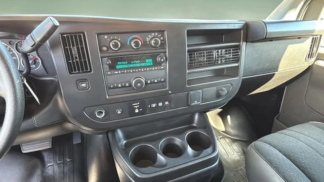 Used 2024 Summit White GMC Work Van image 25