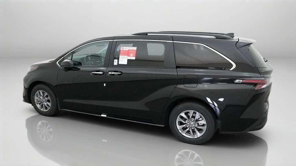 New 2026 Midnight Black Metallic Toyota XLE image 45
