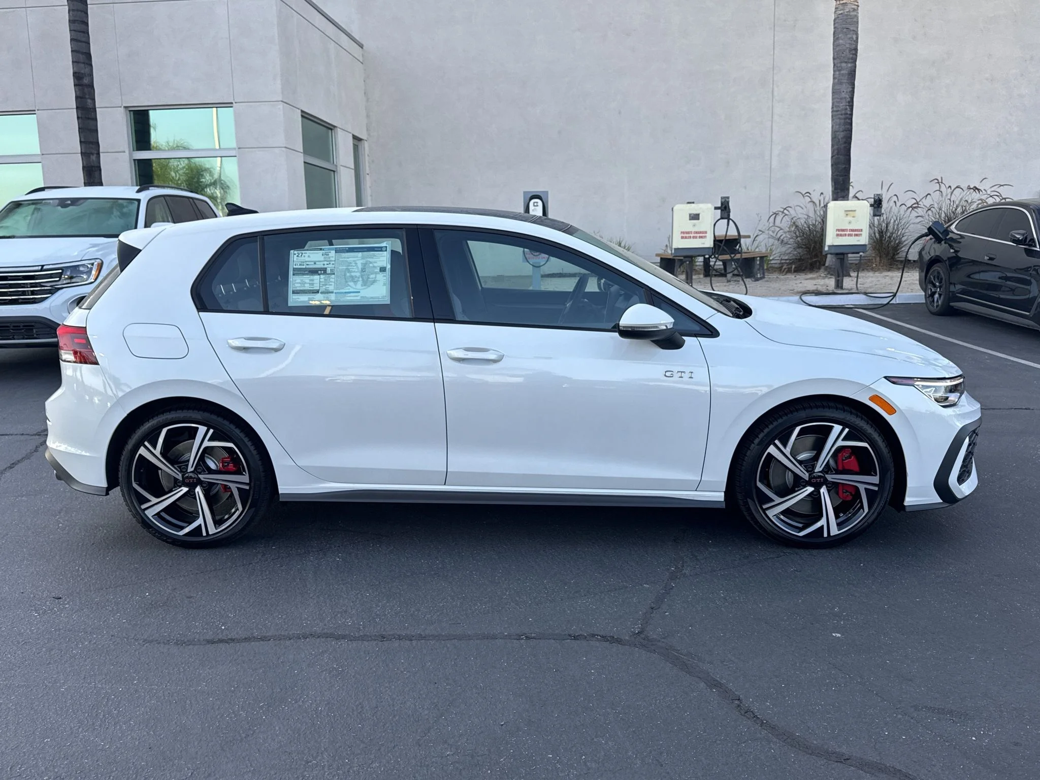 New 2026 Opal White Pearl Volkswagen SE image 8