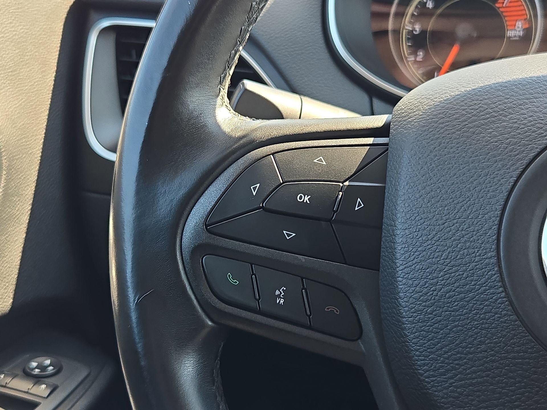 2019 Jeep Cherokee Trailhawk - Photo 16