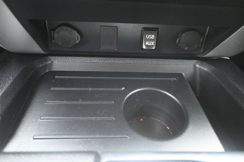 Used 2017 Black Toyota SR5 image 28