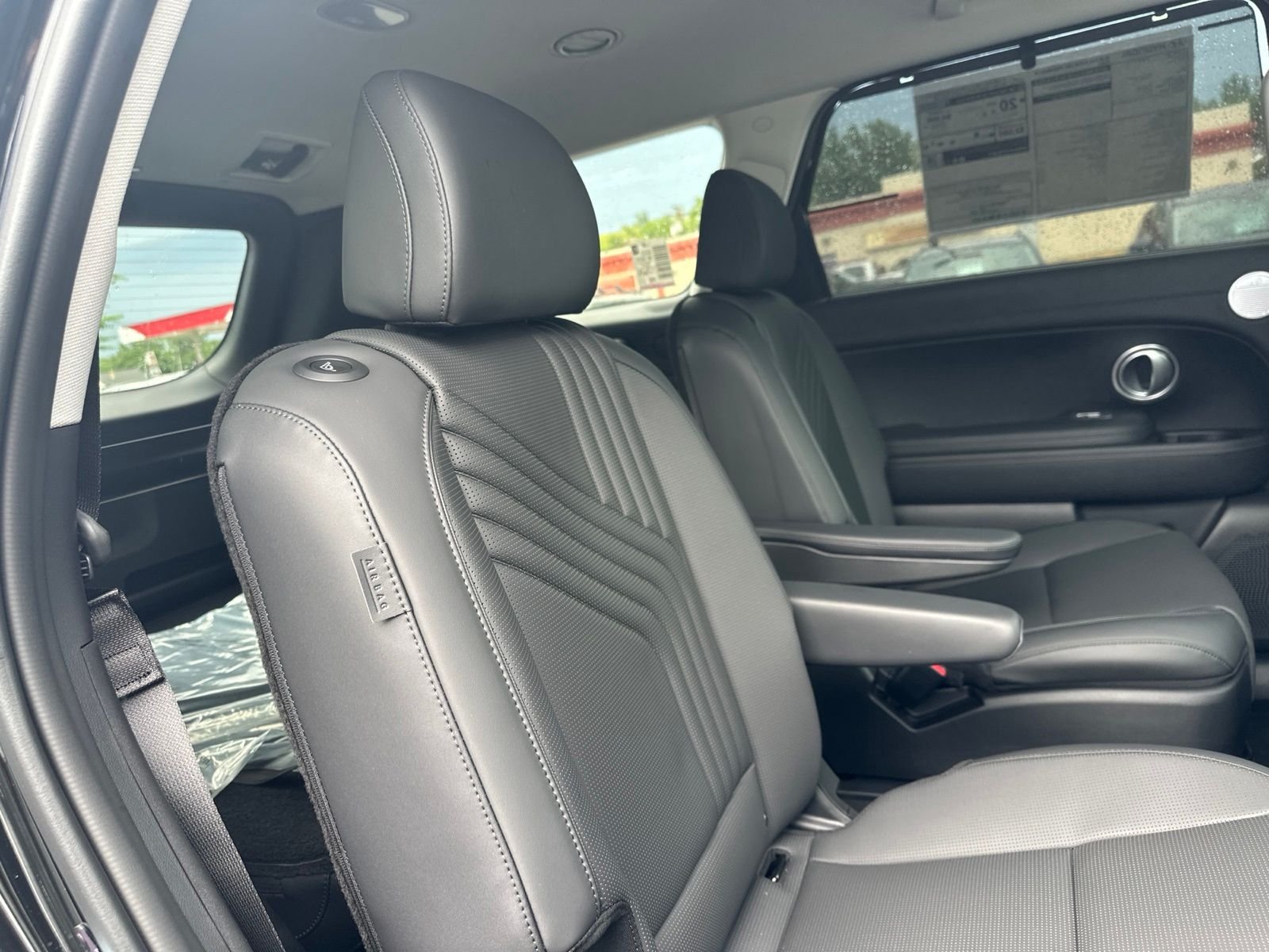 New 2026 Black Hyundai SEL Premium AWD image 37