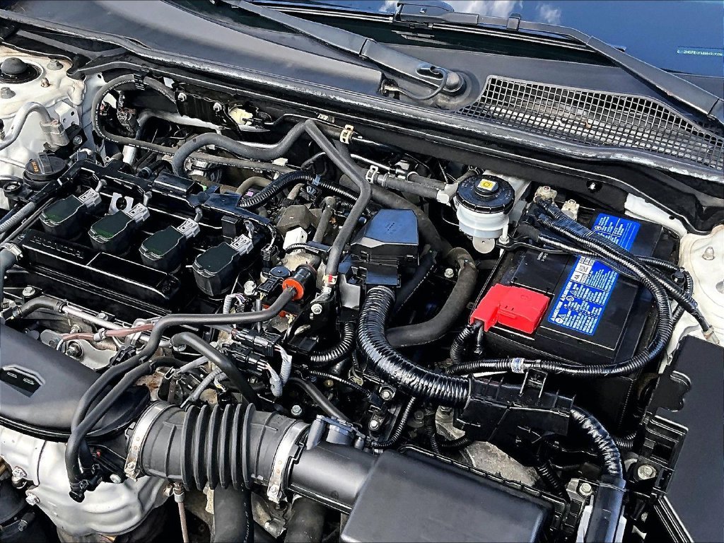 Used 2022 White Honda Touring image 35