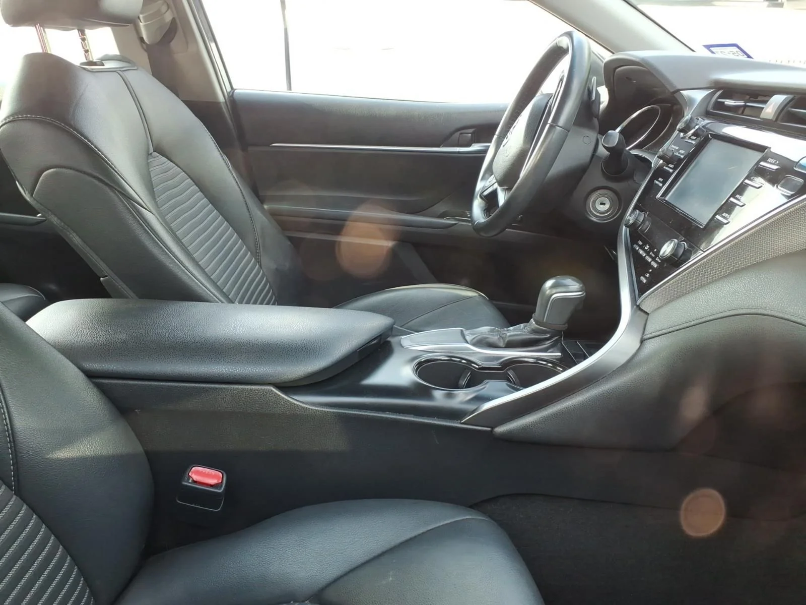 Used 2018 Black Toyota SE image 8