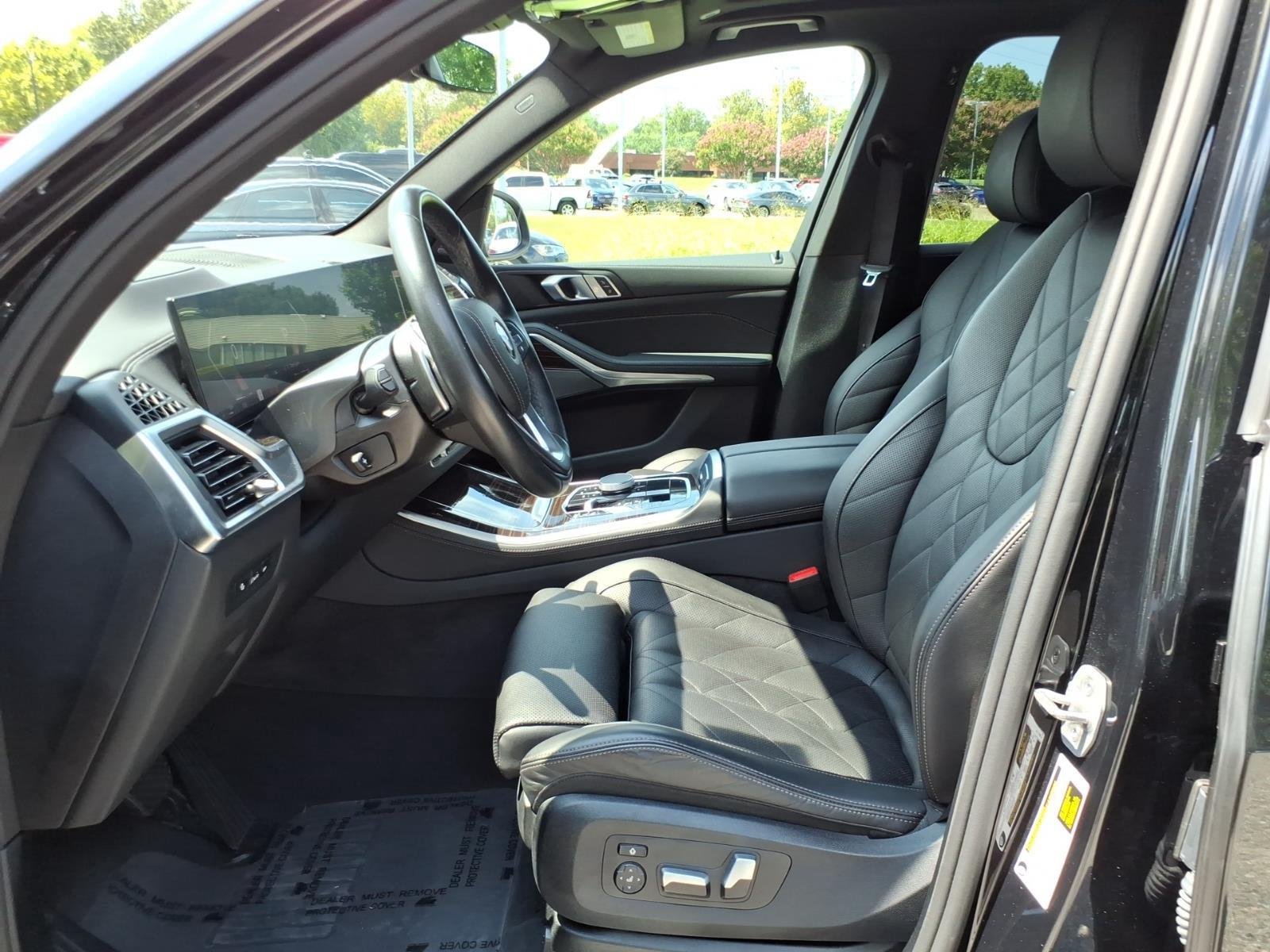 Used 2026  BMW sDrive40i image 12