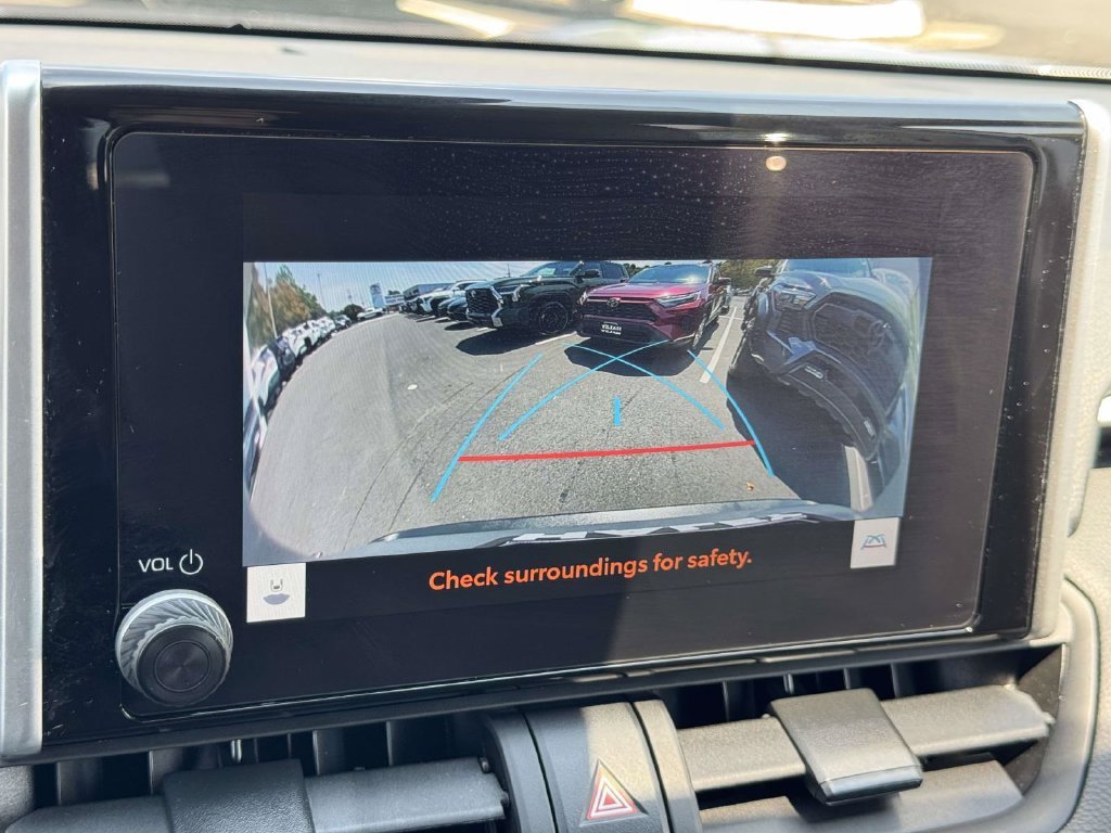 Used 2025 Silver Toyota XLE image 4