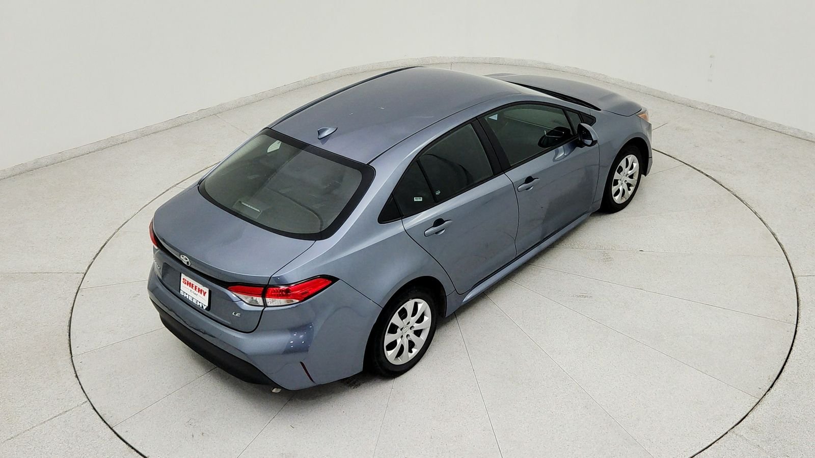 Used 2024  Toyota LE image 19