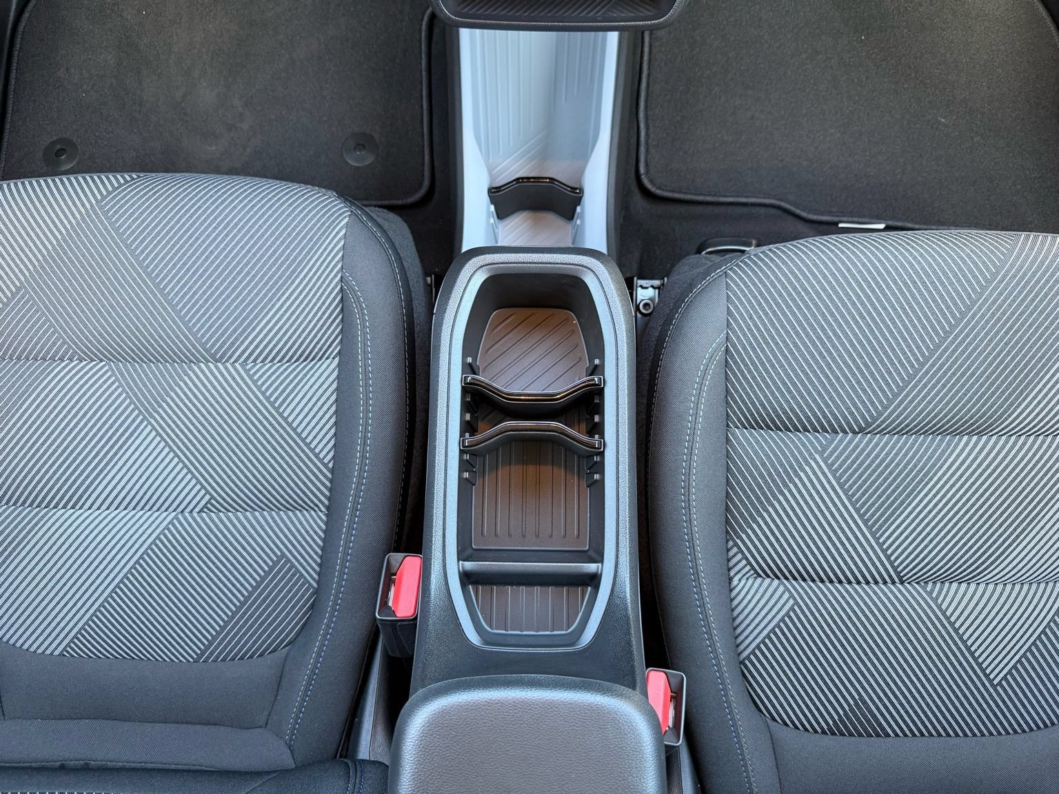 2027 Chevrolet Bolt LT - Photo 27