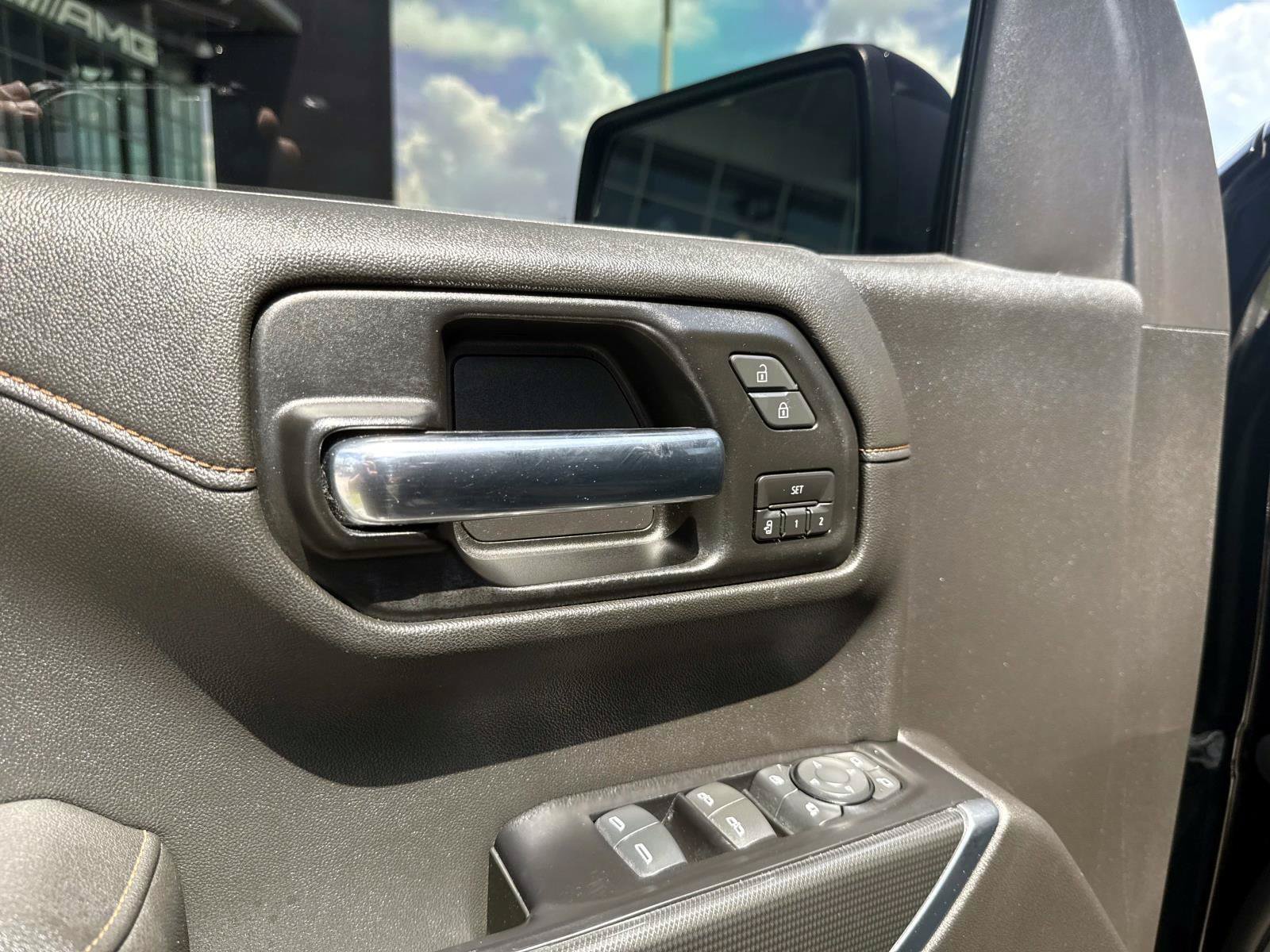 Used 2019 Onyx Black GMC AT4 image 19
