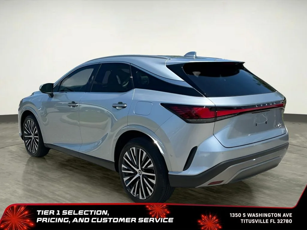Used 2025 Silver Lexus 350h Premium Plus image 4