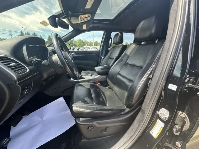 Used 2019 Black Jeep Limited image 22