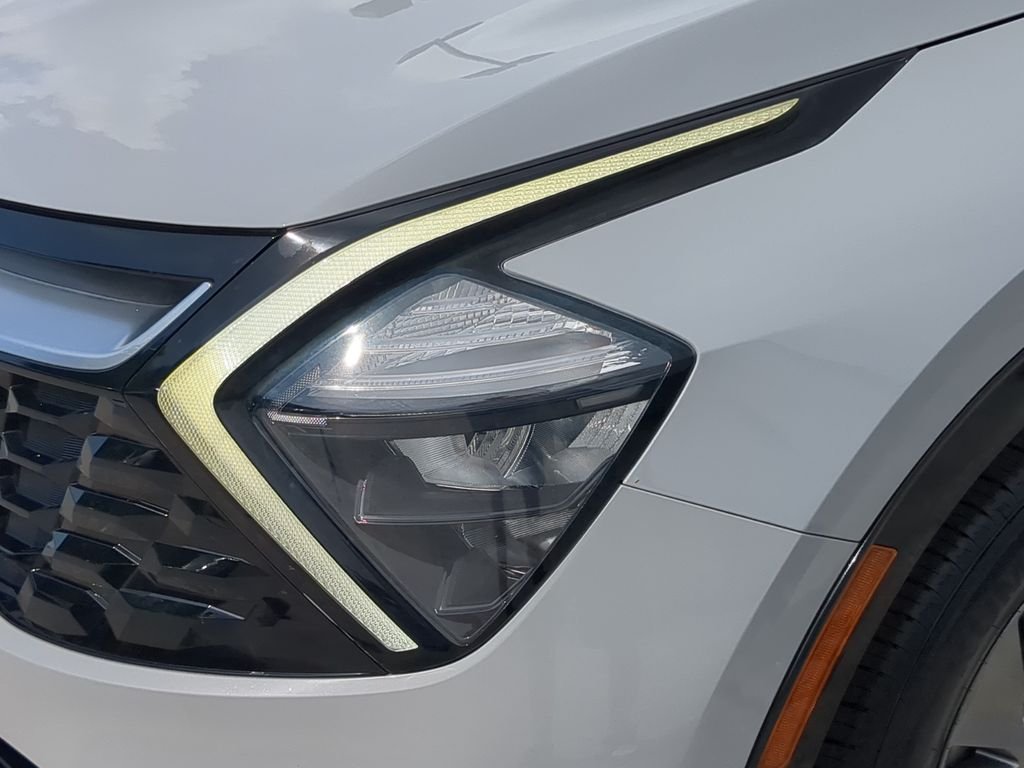Used 2023 Gray Kia SX image 6
