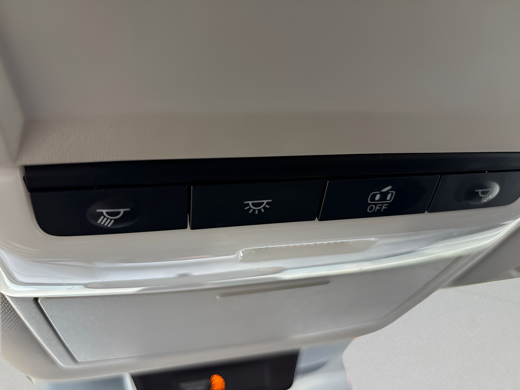 Used 2024 Silver Nissan S image 29