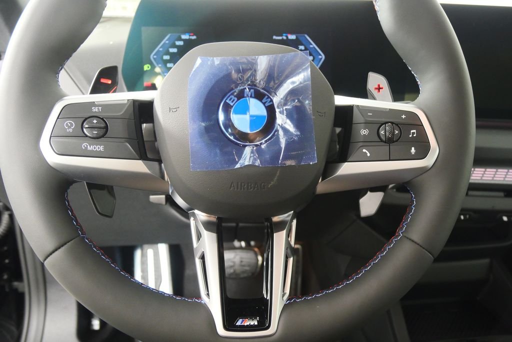 2025 BMW 2 Series M235 - Photo 18