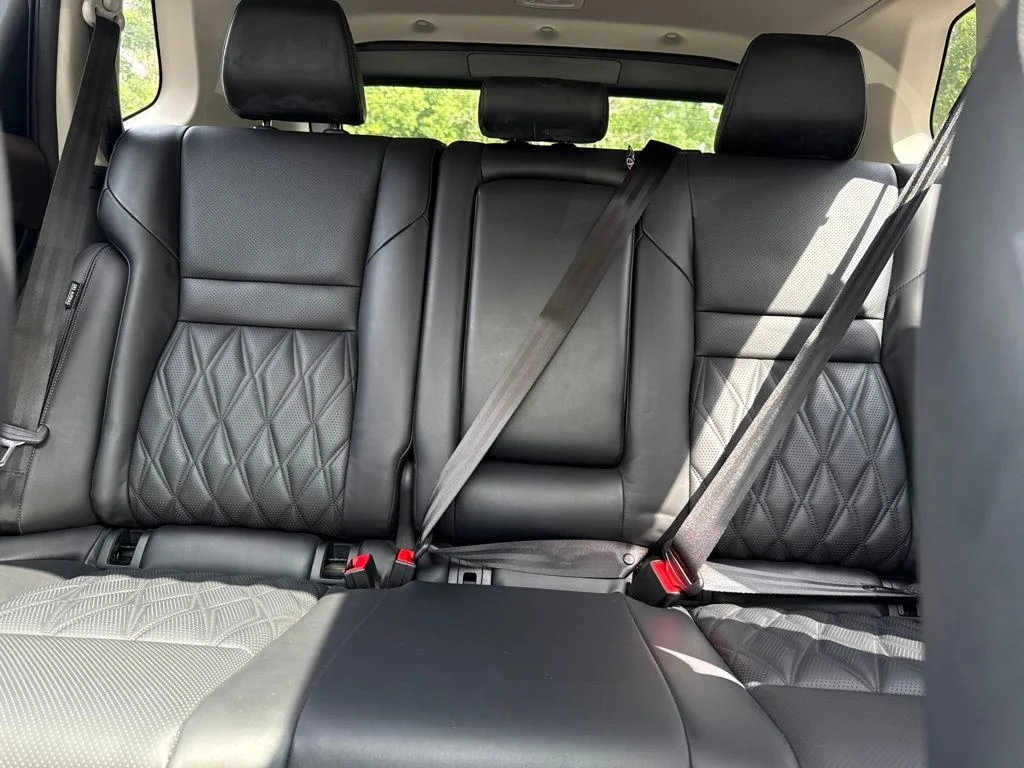 Used 2021 Gray Nissan Platinum image 24