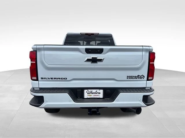 New 2026 Polar White Tricoat Chevrolet High Country image 4