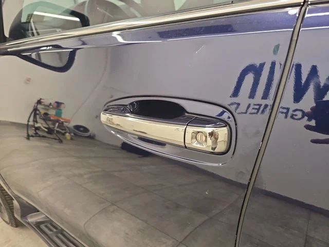 Used 2022 Nightfall Mica Lexus 460 image 21