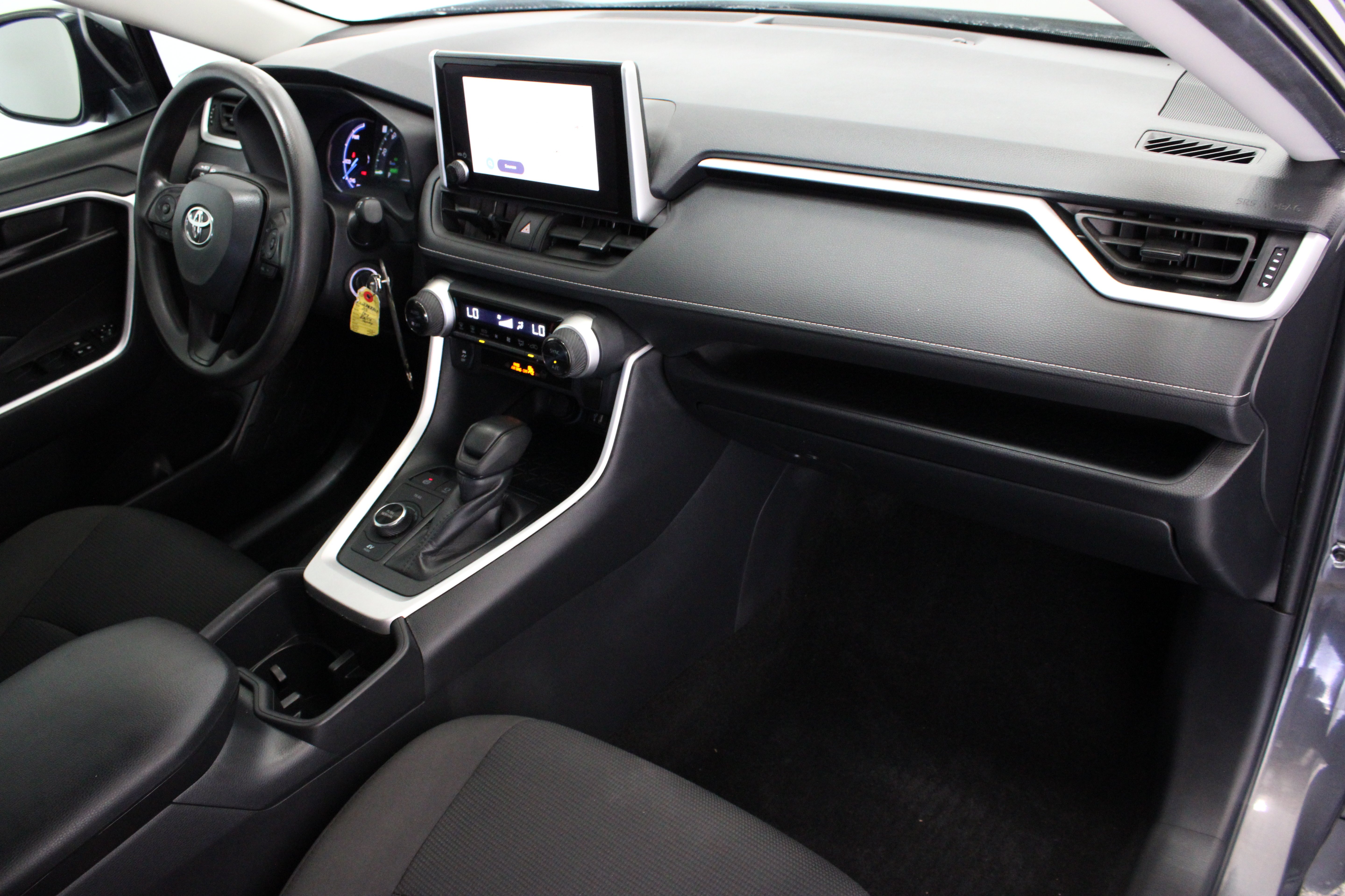 Used 2025 Gray Toyota Hybrid LE image 31