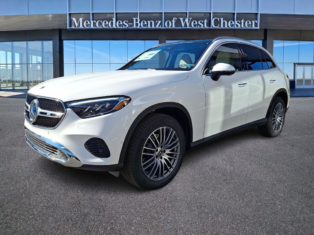 New 2027 Polar White Mercedes-Benz GLC 300 image 3