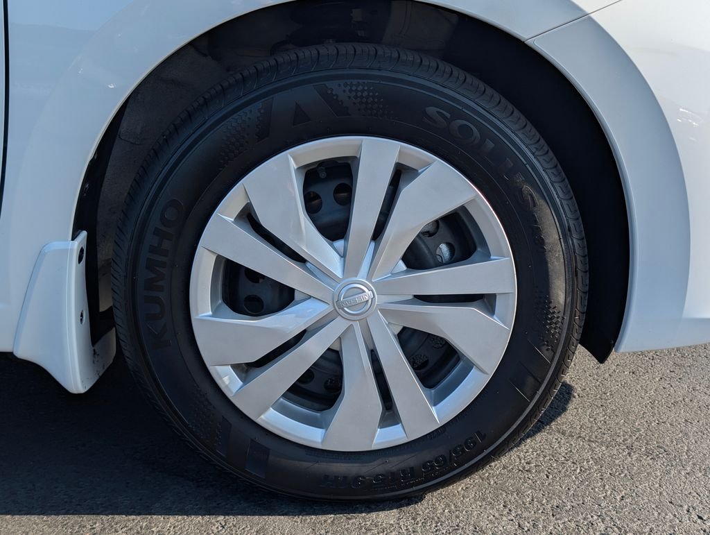 Used 2025 White Nissan 1.6 S image 9
