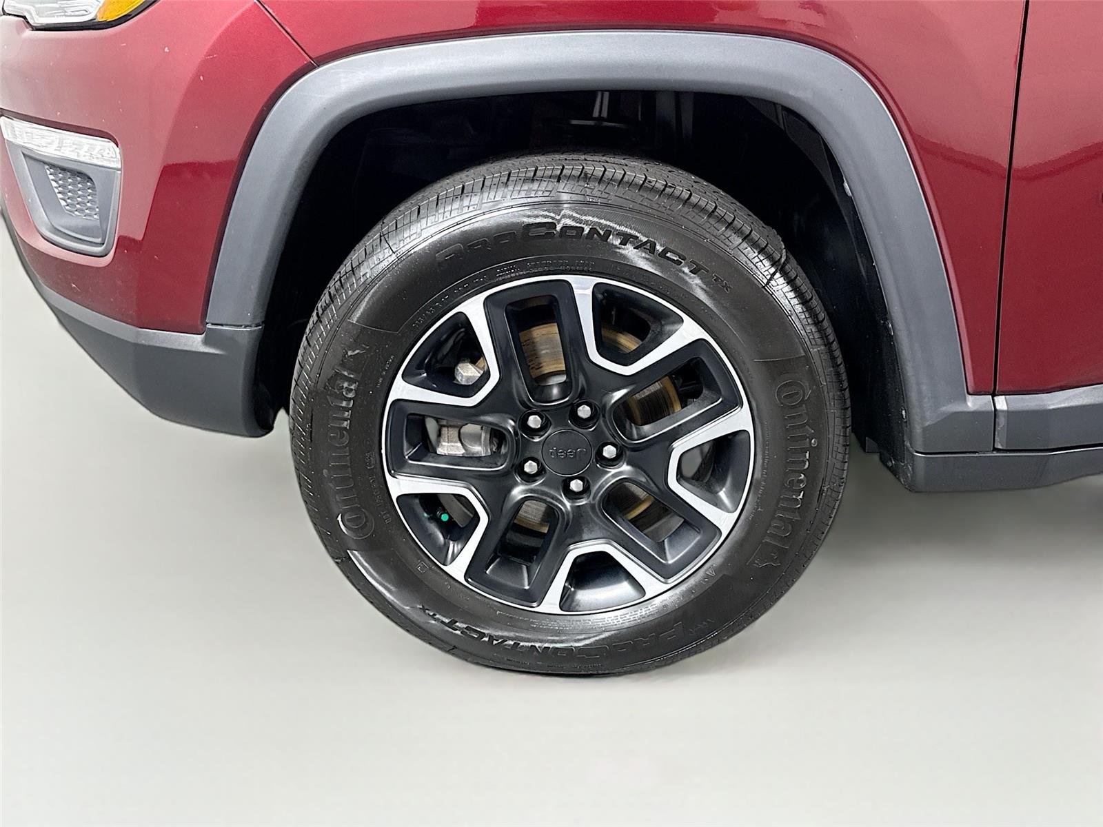 Used 2021 Velvet Red Pearlcoat Jeep Trailhawk image 43