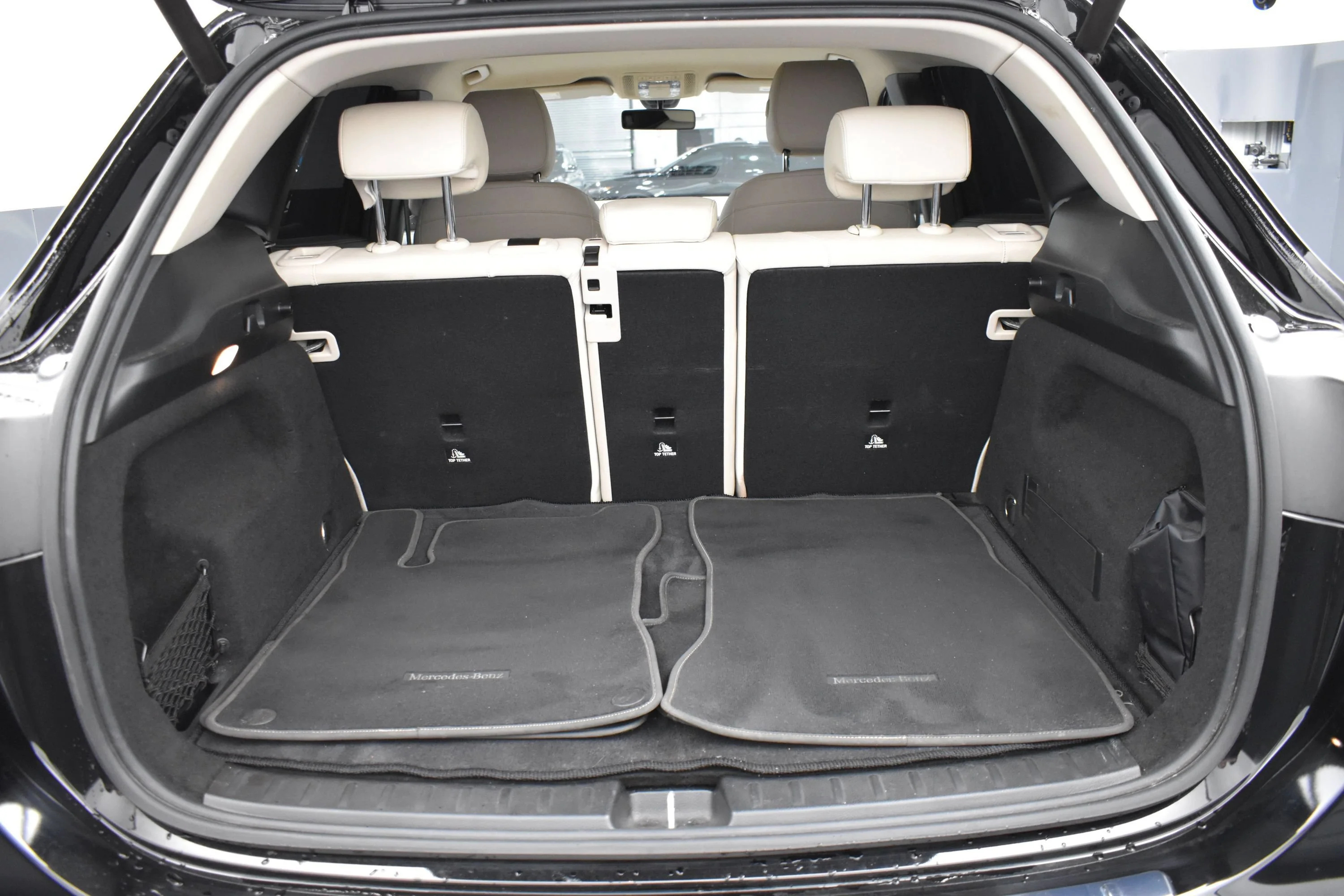 Used 2021 Night Black Mercedes-Benz GLA 250 image 13