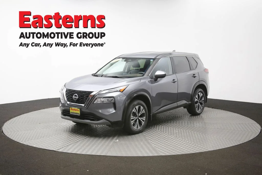 Used 2023 Gray Nissan SV image 57