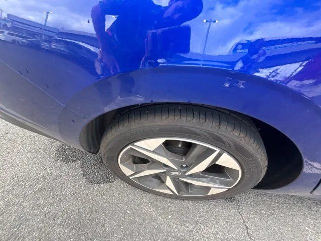 Used 2023 Blue Hyundai SEL image 7