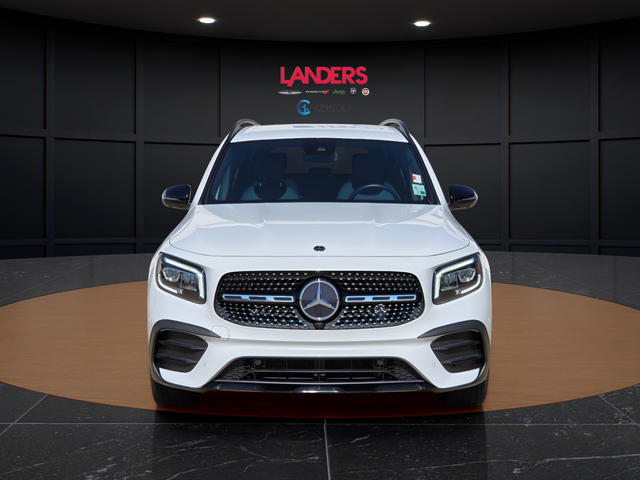 Used 2022  Mercedes-Benz GLB 250 image 6