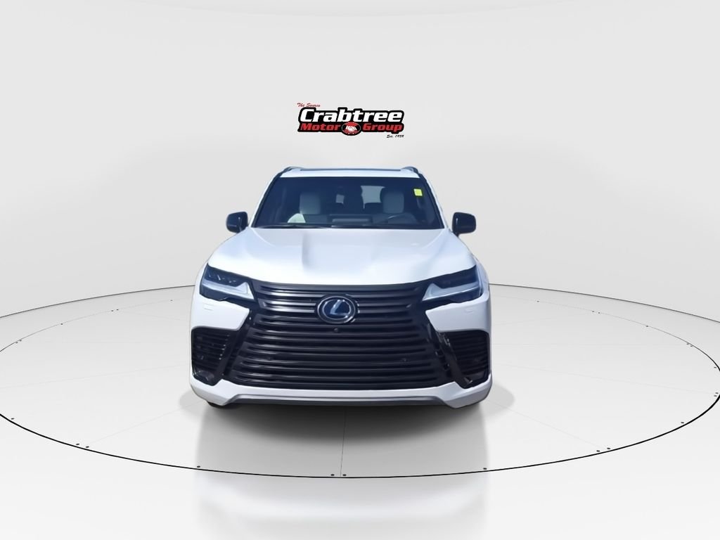 Certified Used 2024 White Lexus 600 Luxury image 3