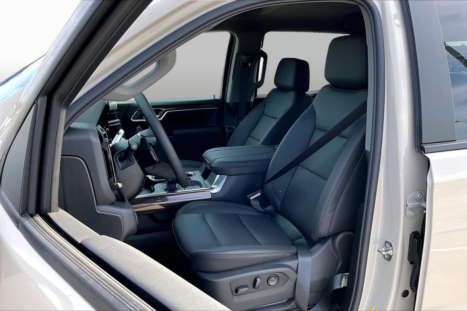 2026 Chevrolet Silverado 1500 RST - Photo 10