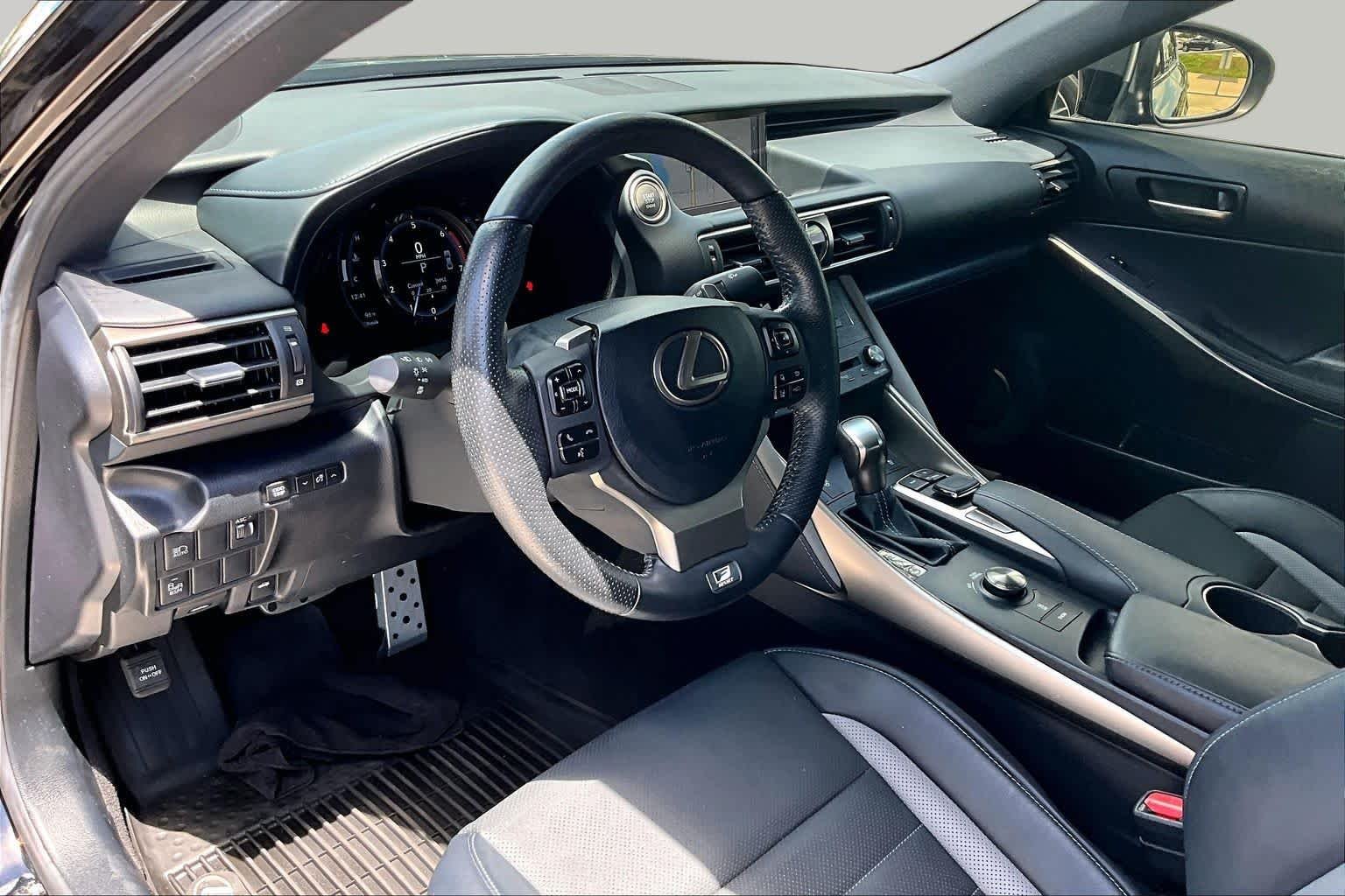 Used 2020 Obsidian Lexus F SPORT image 18