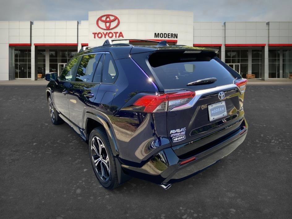 Used 2025 Blueprint/Mid Blk Met Toyota XSE image 6