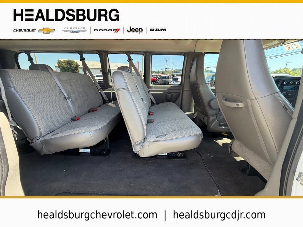 2025 Chevrolet Express Passenger LT - Photo 14