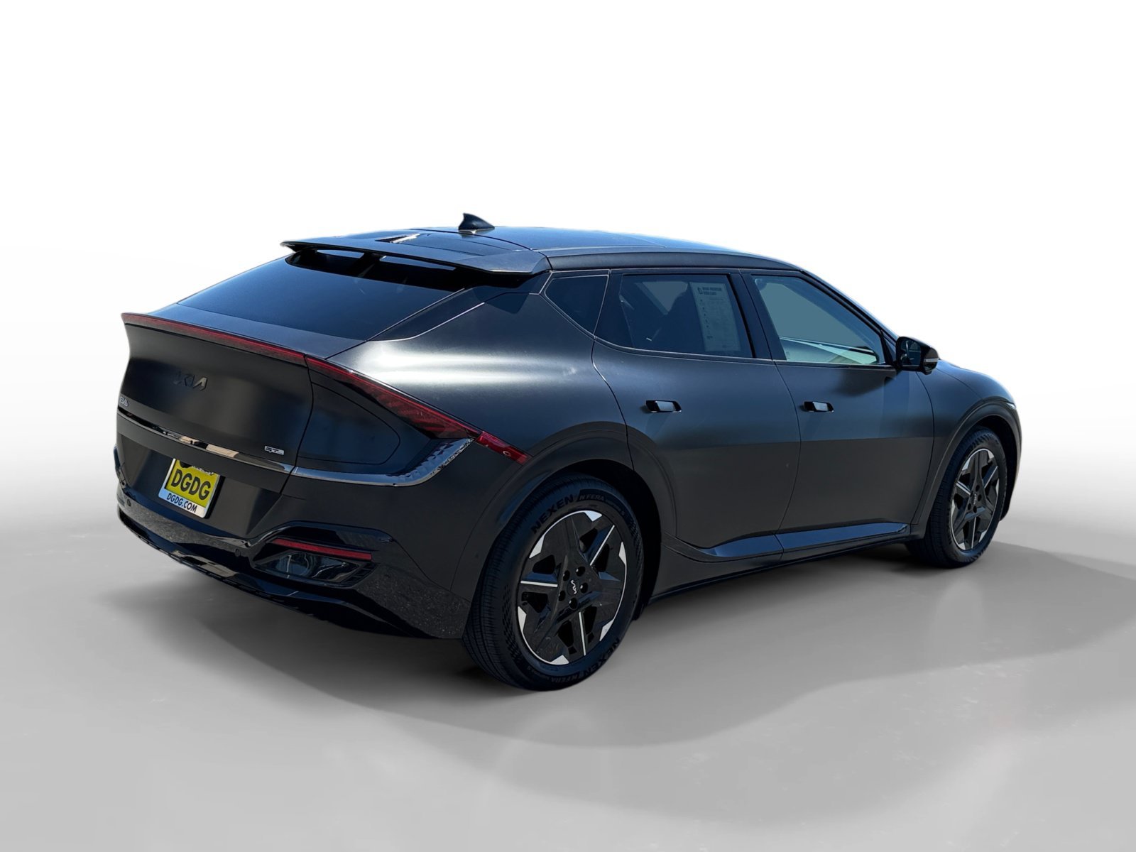 Used 2024 Aurora Black Kia GT-Line image 5