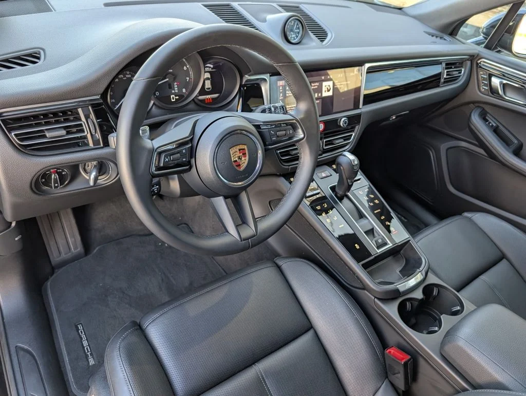 Used 2025 Black Porsche  image 4