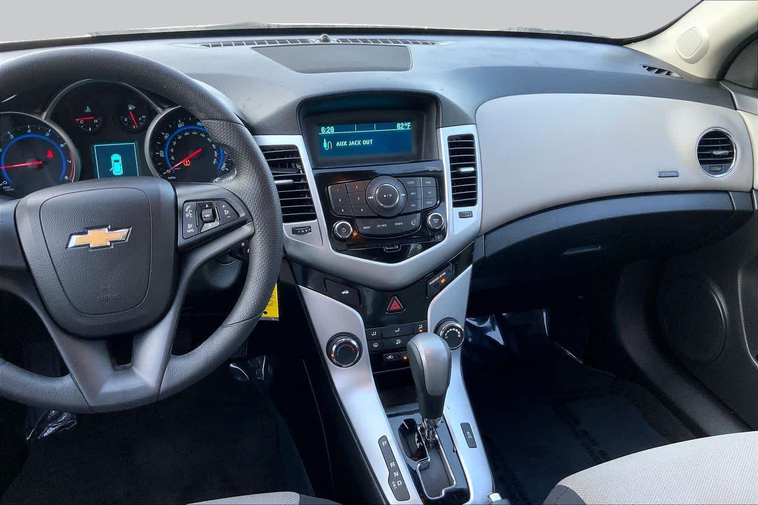 Used 2016 Silver Ice Metallic Chevrolet LS image 7