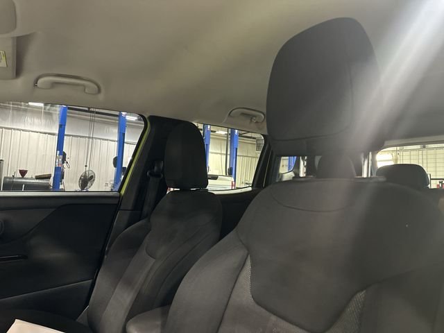 Used 2017 Hypergreen Clearcoat Jeep Latitude image 20