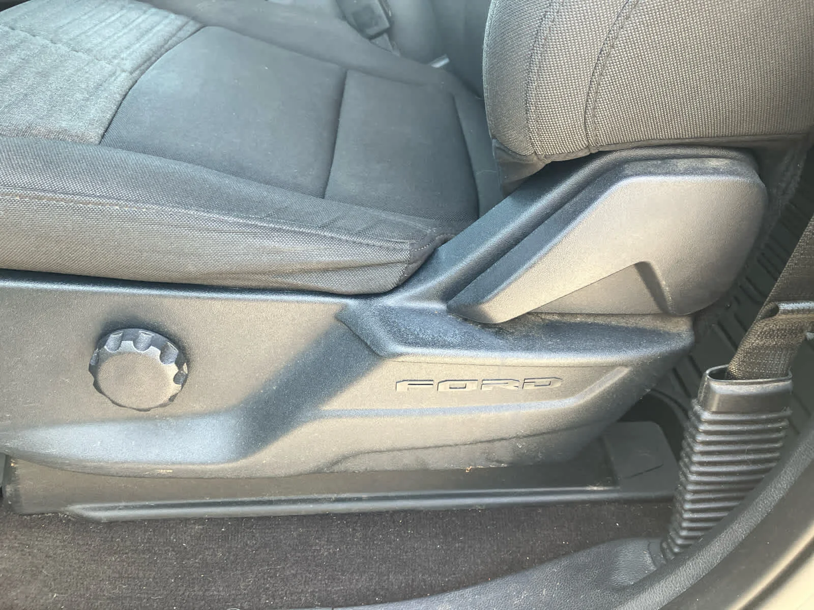 Used 2021 Carbonized Gray Metallic Ford XL image 11