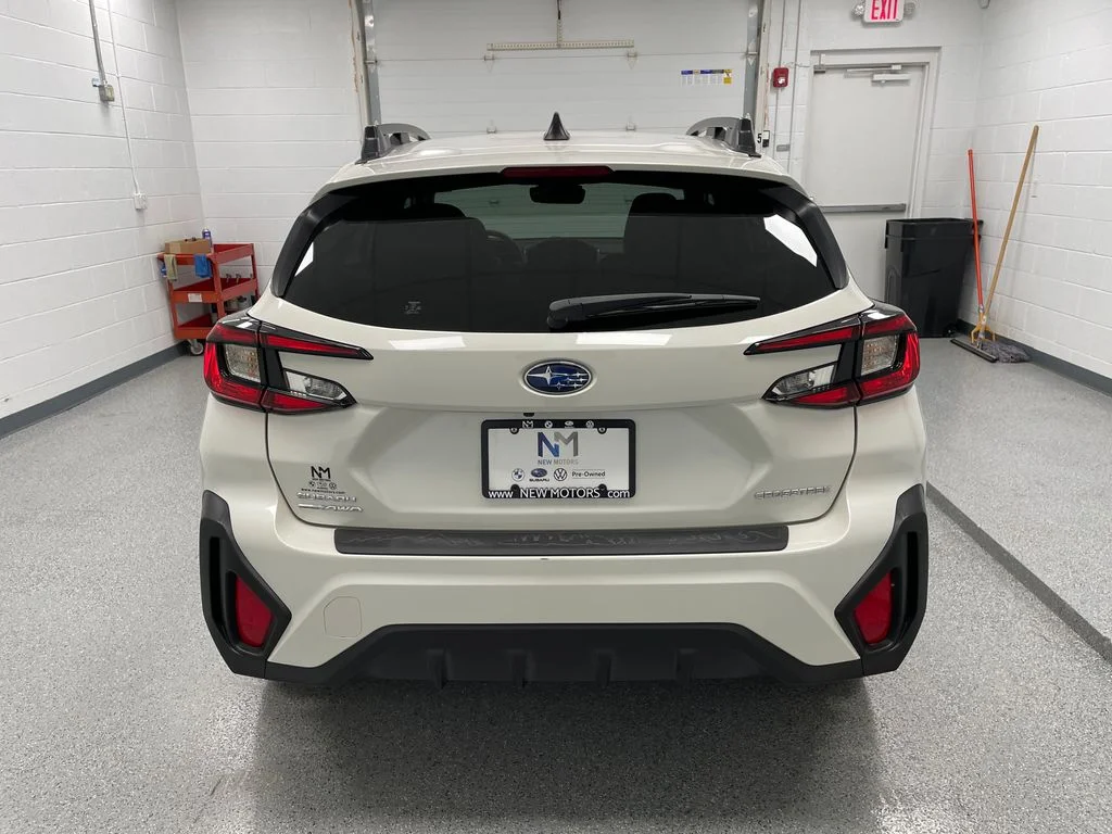 Used 2025 Crystal White Pearl Subaru Premium image 11
