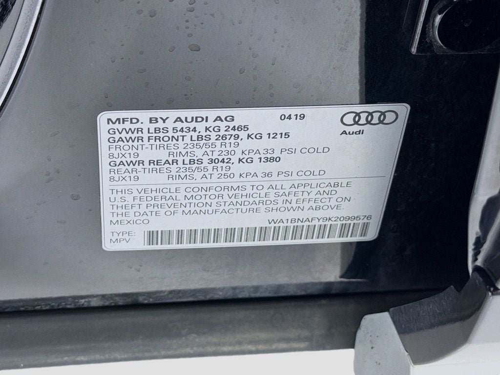 Used 2019 Brilliant Black Audi Premium Plus 45 TFSI quattro image 33