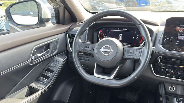 Certified Used 2023 Silver Nissan Platinum image 25