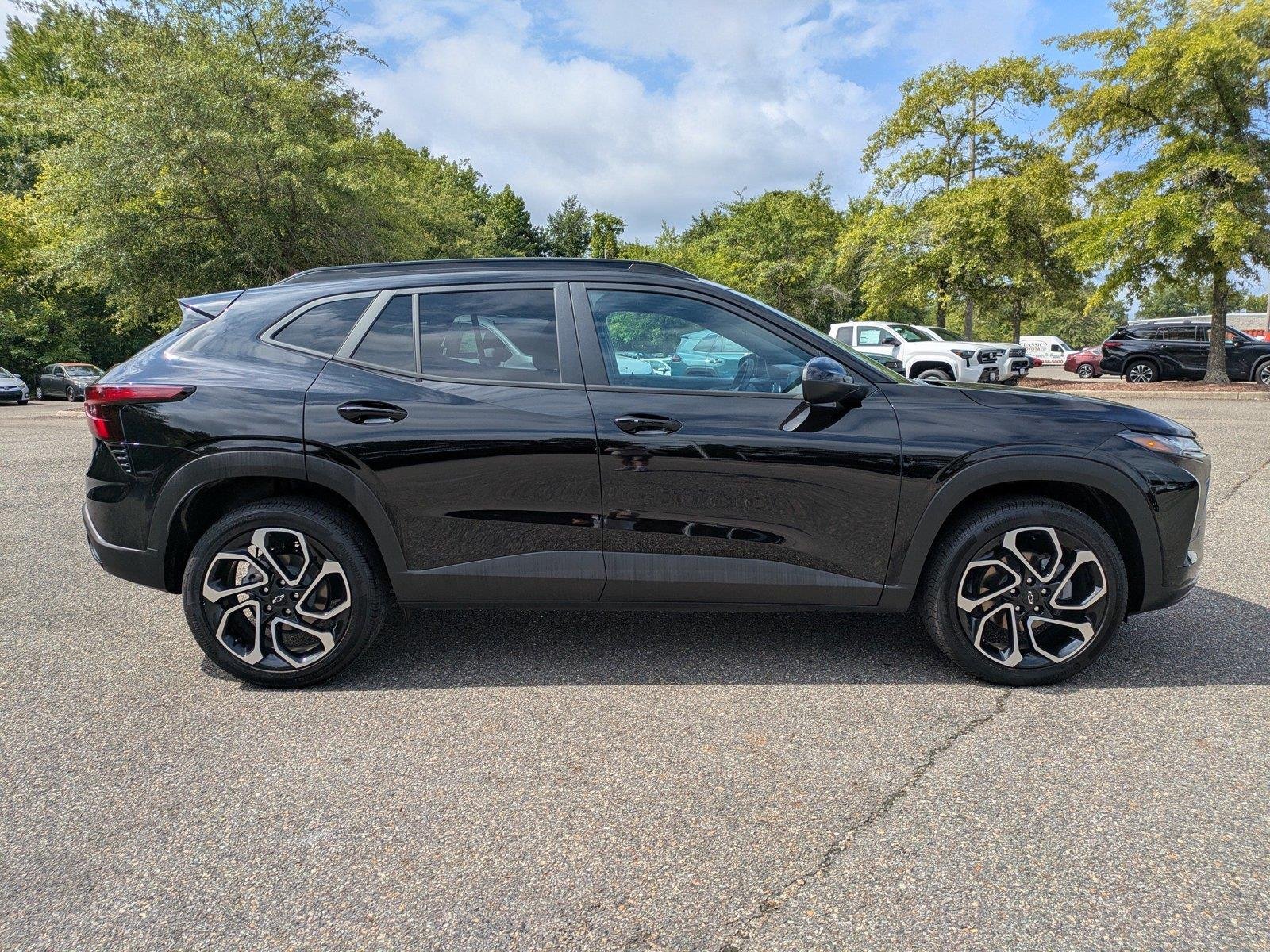 Used 2026 Mosaic Black Metallic Chevrolet 2RS image 3