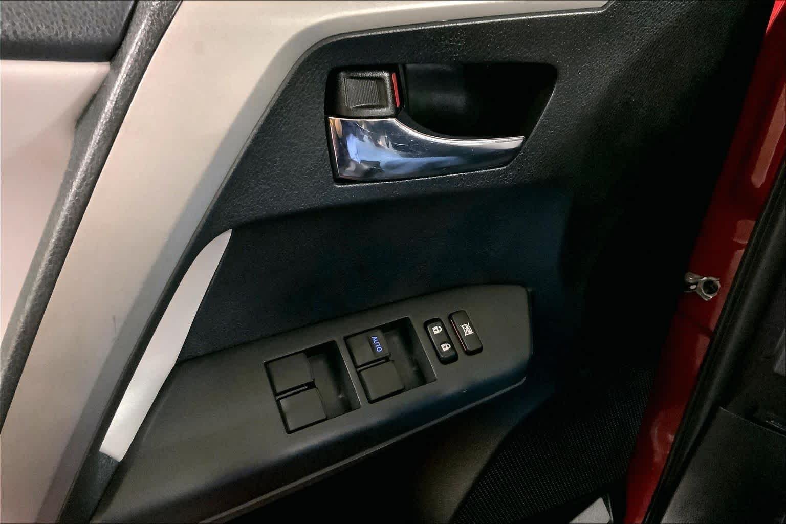 Used 2016 Barcelona Red Metallic Toyota XLE image 36