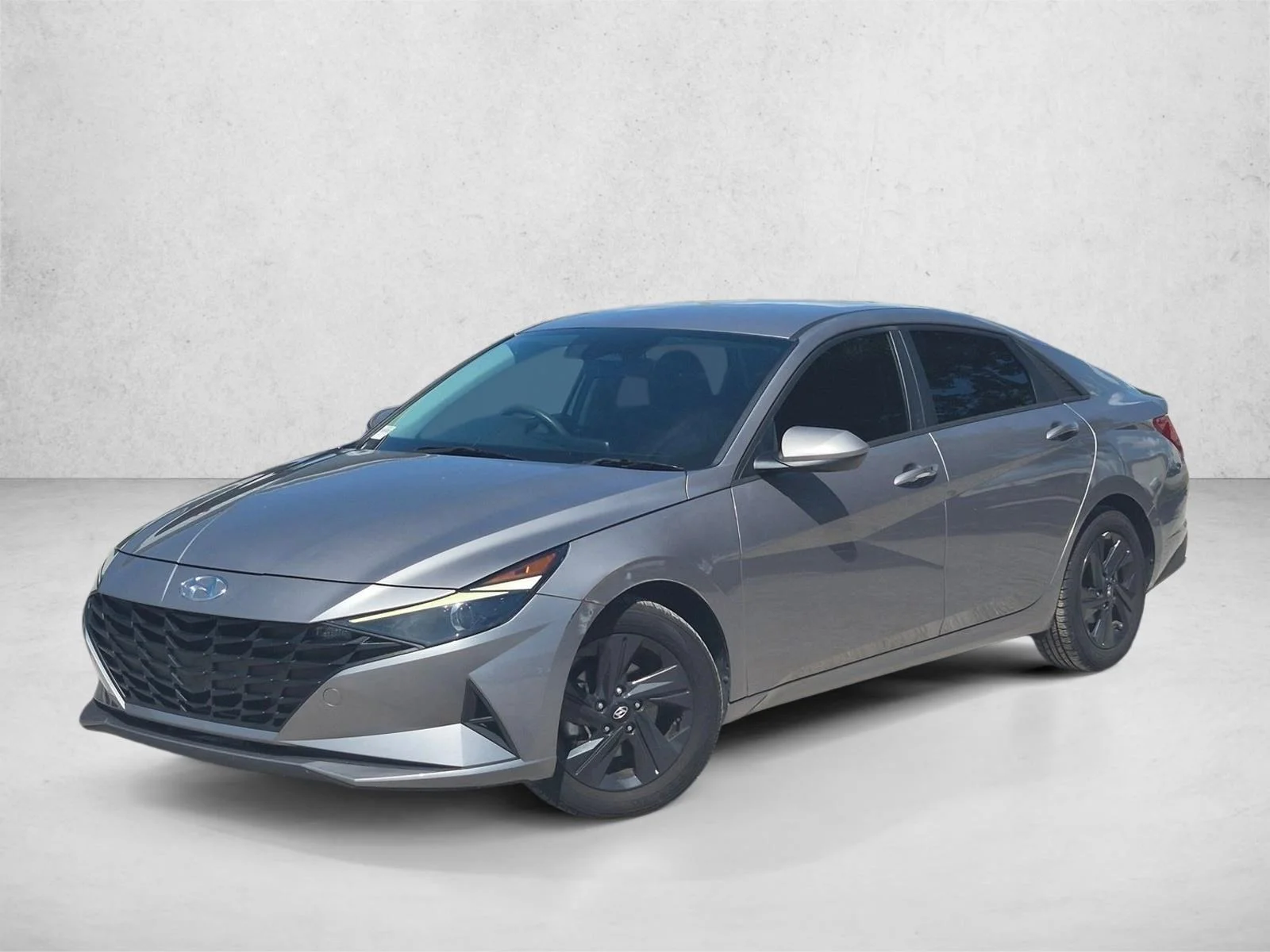 Used 2023 Fluid Metal Hyundai SEL image 1