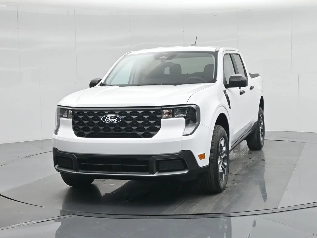 New 2026 Oxford White Ford XLT image 53